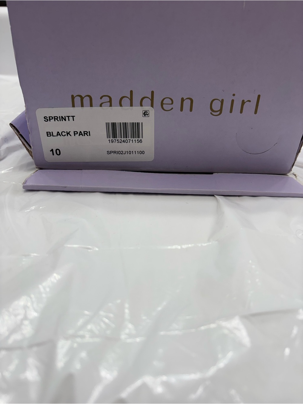 Madden Girl Black Sandals with Gold Buckles - Picture 4 of 4